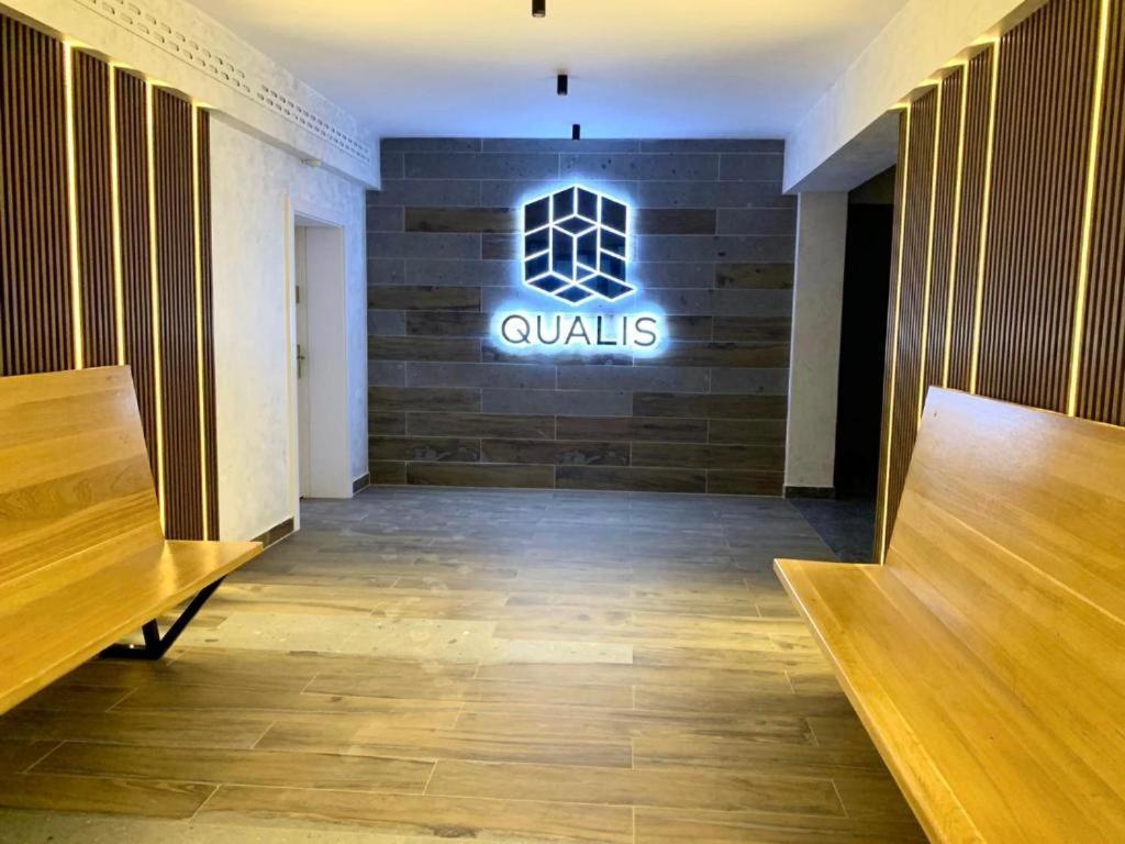Apartament 4Qualis Braszów Zewnętrze zdjęcie